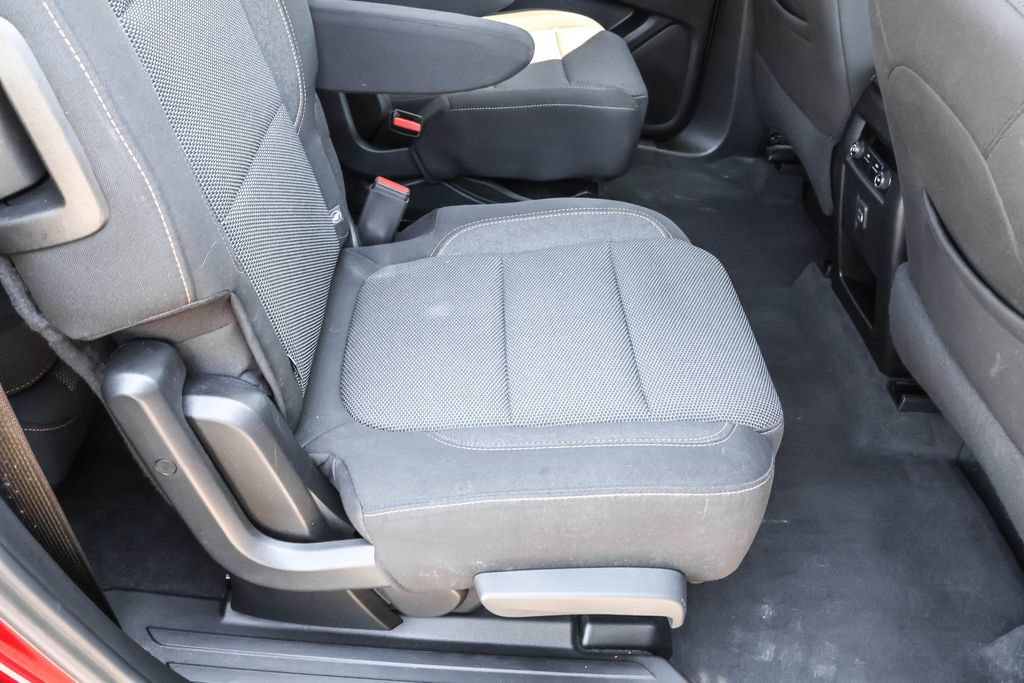Used 2020 Chevrolet Traverse LT AWD/4WD image 34
