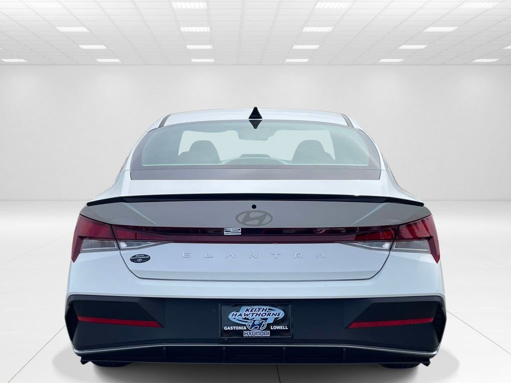 New 2026 Hyundai Elantra Sport FWD image 5