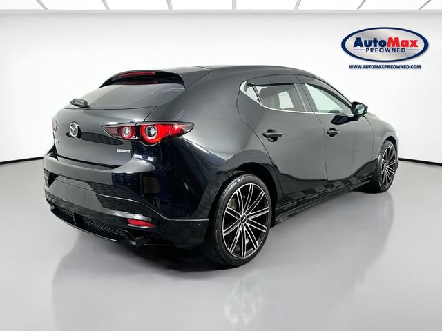 Used 2024 MAZDA MAZDA3 s FWD image 2