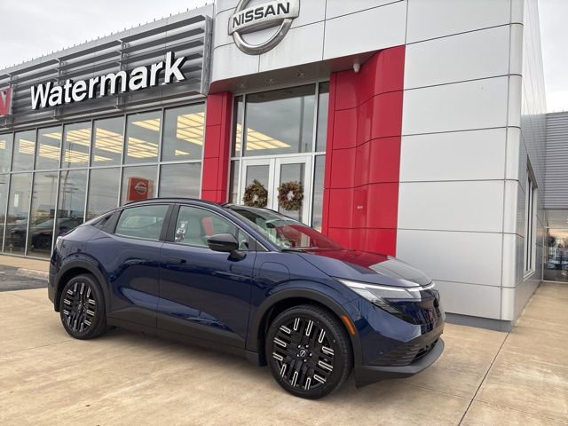 New 2026 Nissan Leaf Platinum+ w/ Cargo Package (Platinum+) image 1