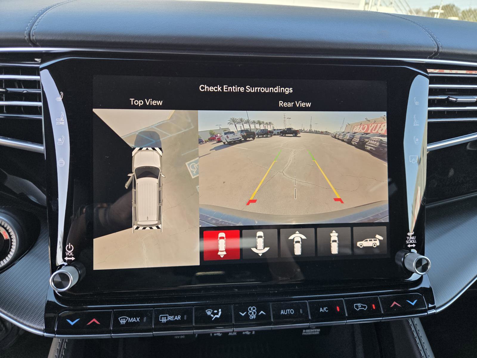 New 2026 Jeep Grand Wagoneer Summit w/ Premium Group III image 8