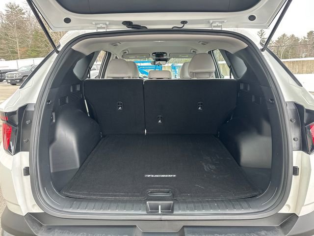 Used 2025 Hyundai Tucson SE image 13