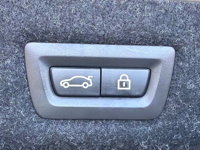 Used 2018 BMW 530i RWD image 19