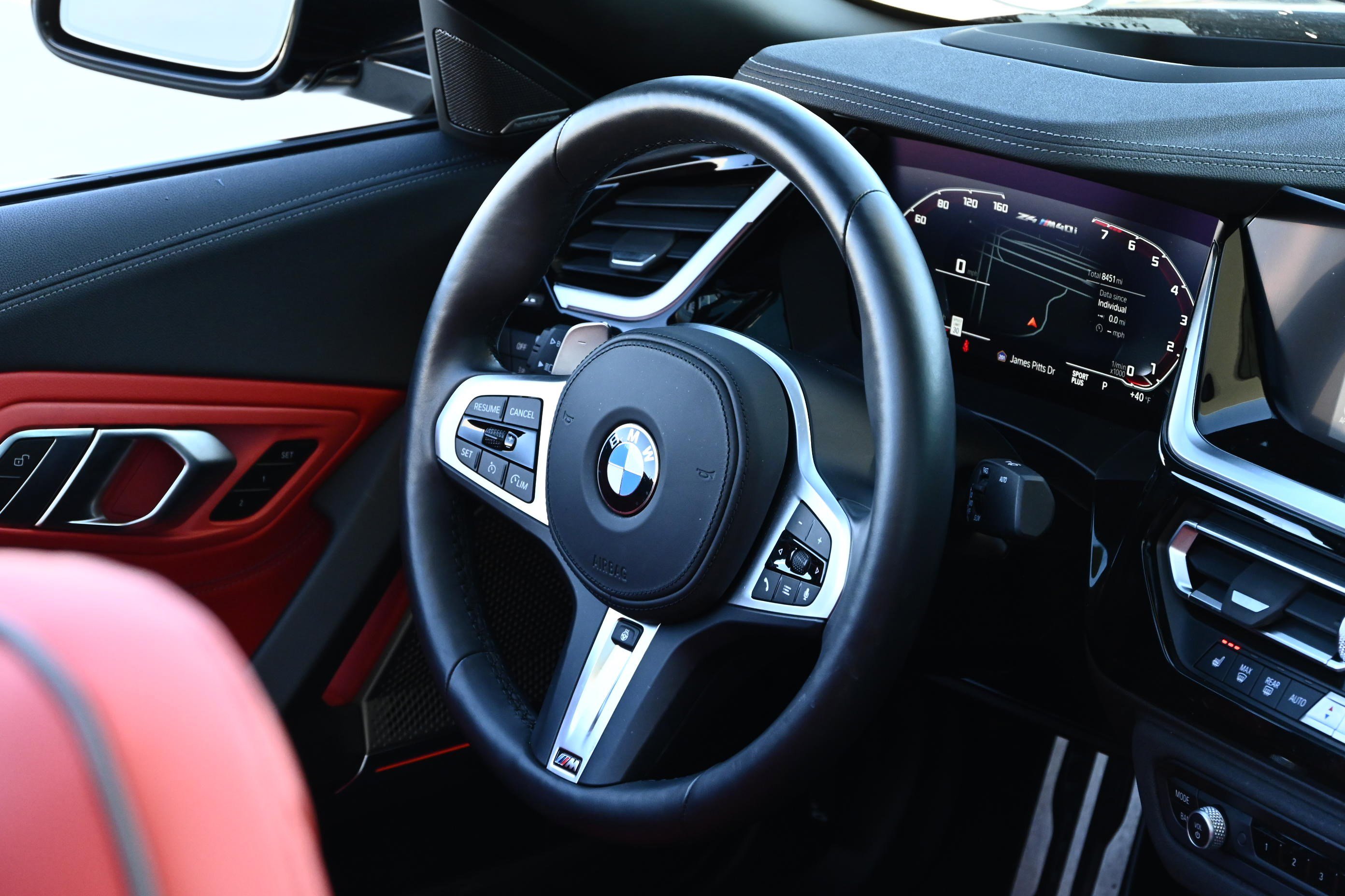 Certified 2025 BMW Z4 M40i w/ Premium Package image 21