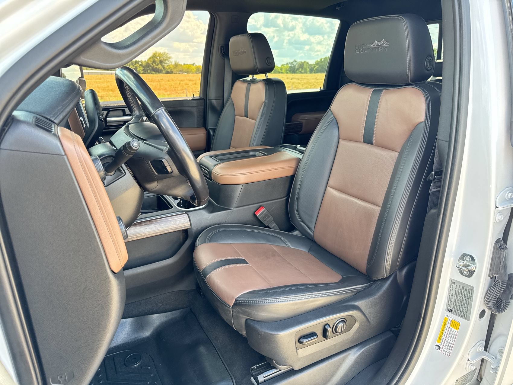 Used 2021 Chevrolet Silverado 3500 High Country AWD/4WD image 11