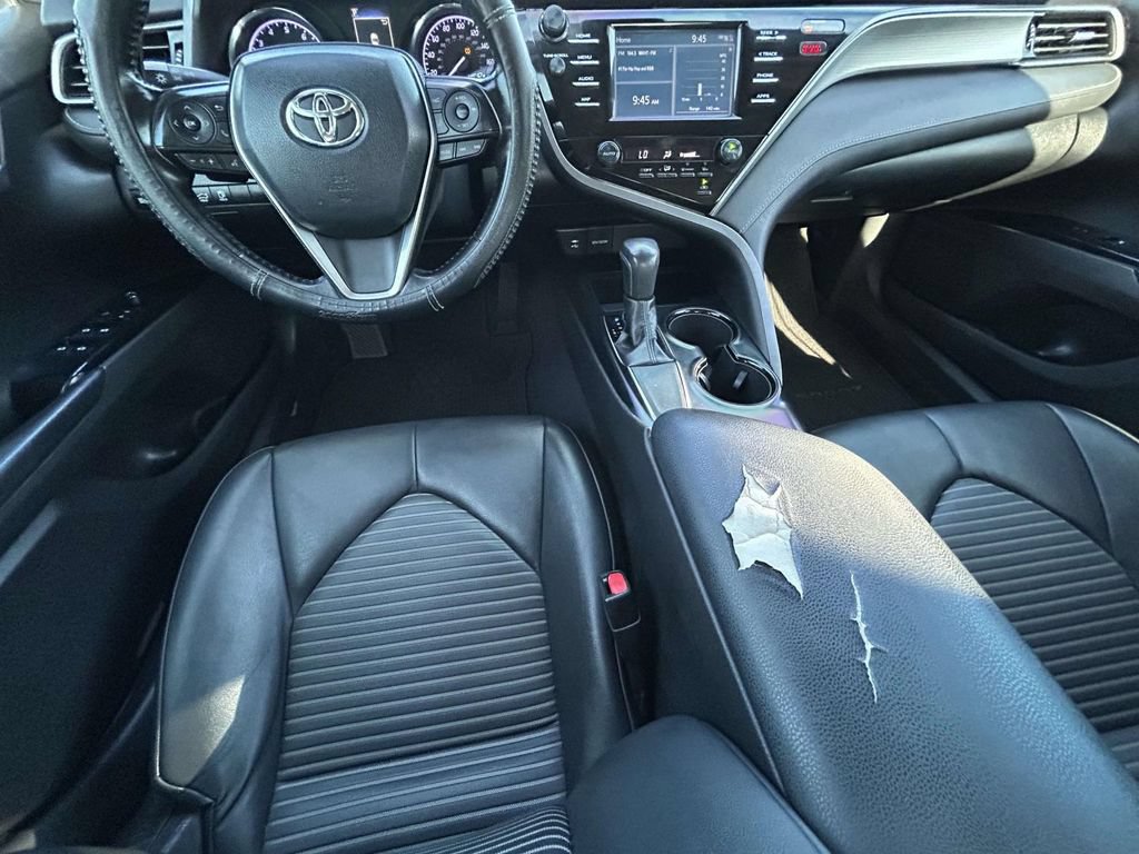 Used 2019 Toyota Camry SE w/ Convenience Package FWD image 14