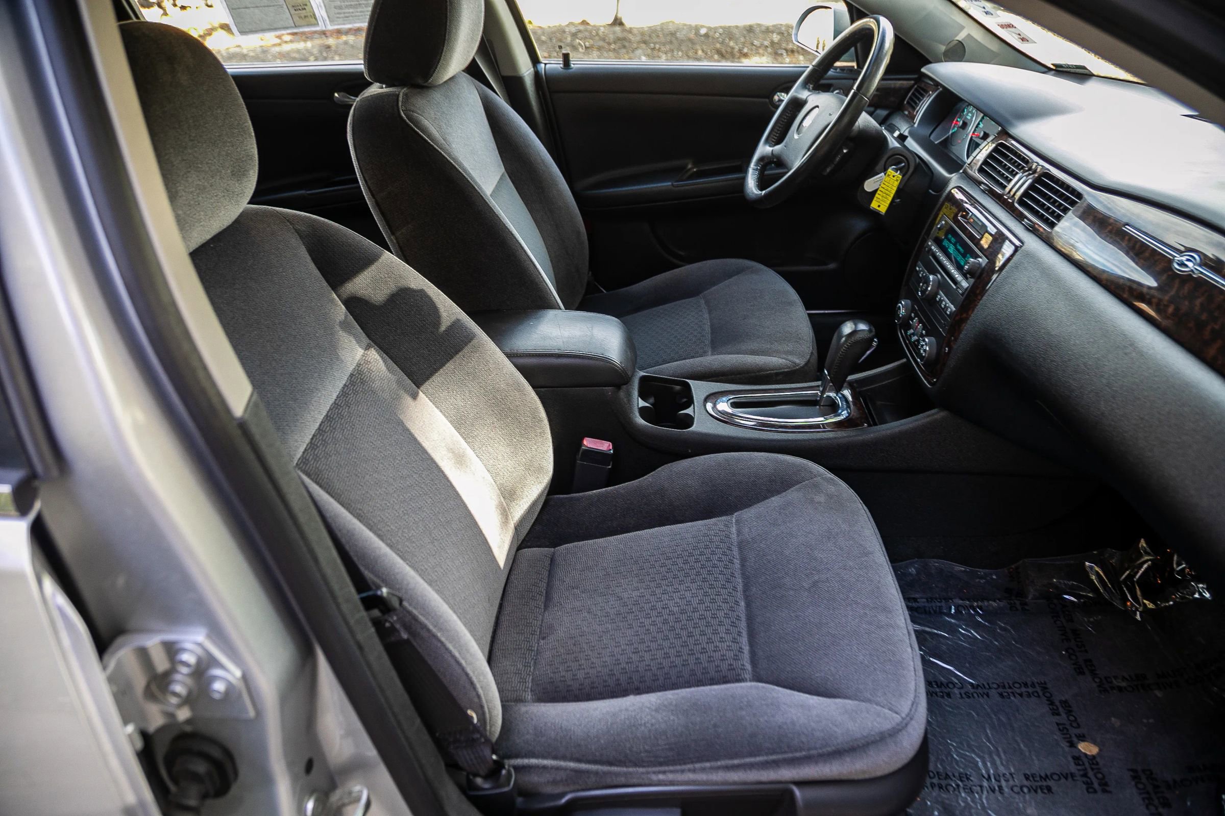 Used 2013 Chevrolet Impala LT w/ LT Sunroof Package image 26