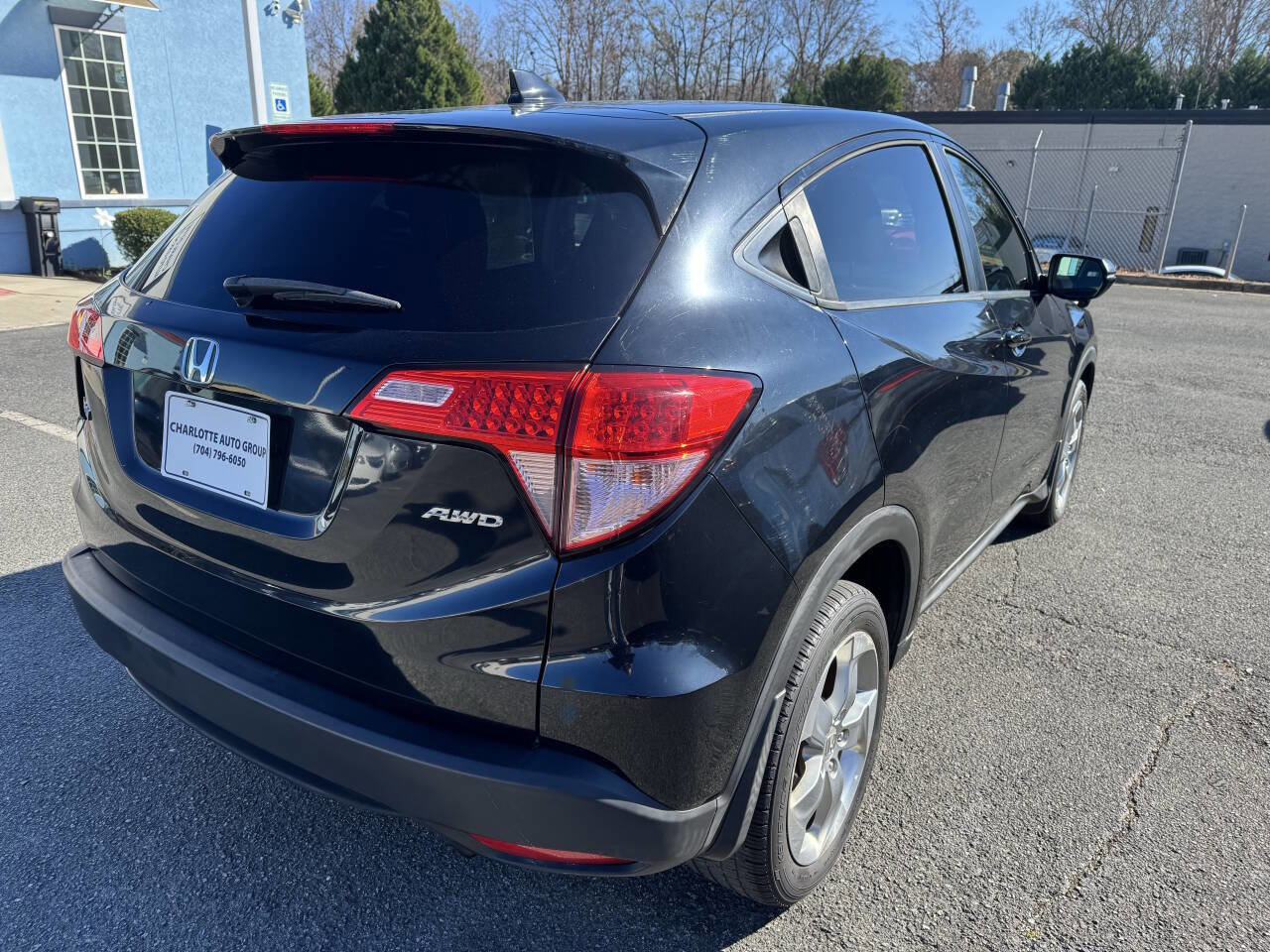 Used 2017 Honda HR-V EX image 6