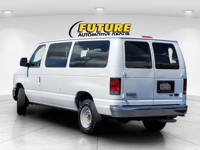 Used 2013 Ford E-350 and Econoline 350 XLT image 8