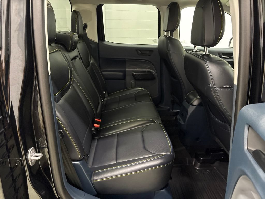 Used 2025 Ford Maverick Lobo AWD/4WD image 36