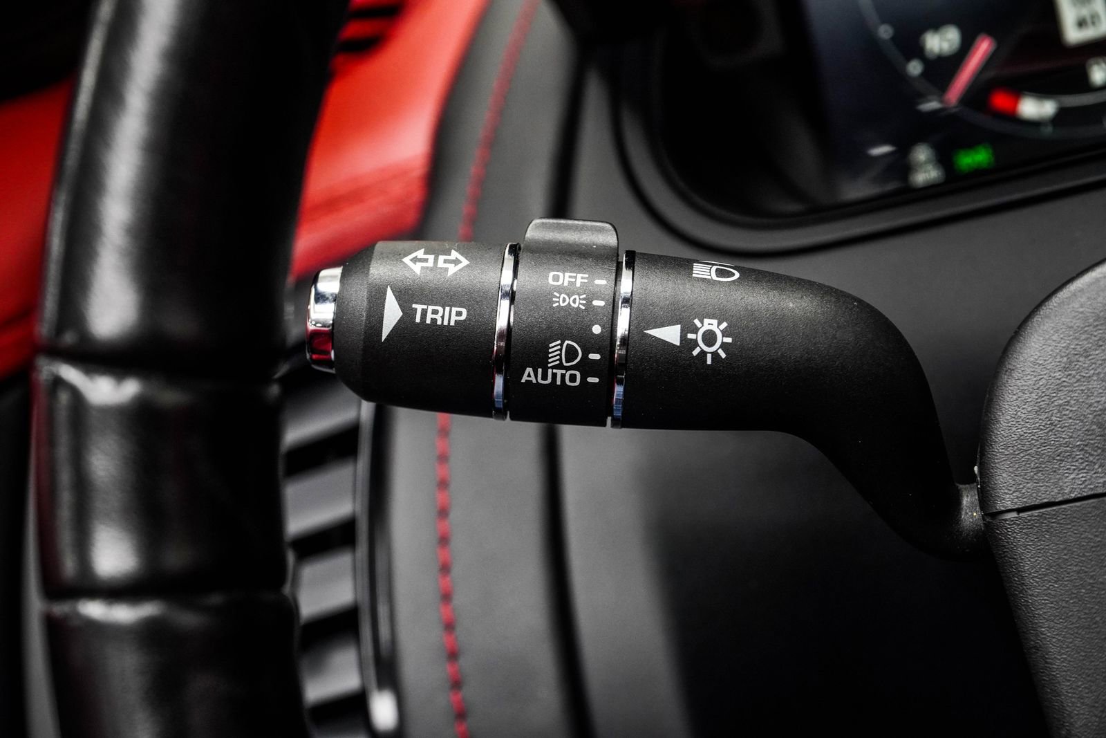 Used 2023 Jaguar F-TYPE R-Dynamic AWD/4WD image 35