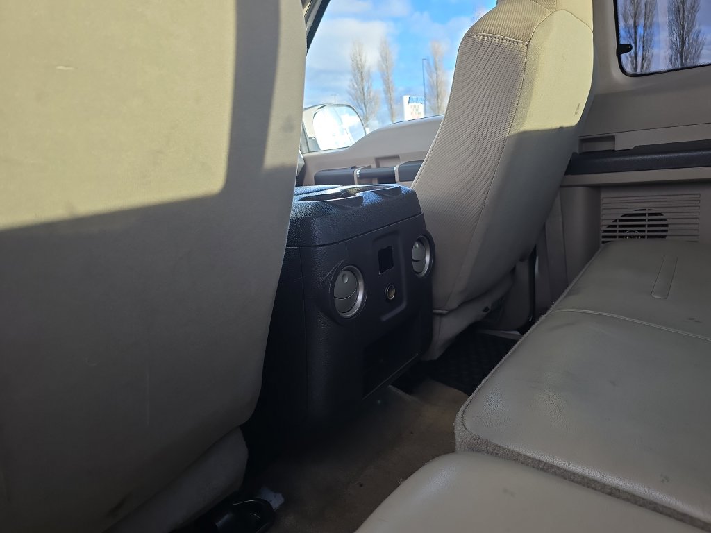 Used 2008 Ford F350 XLT image 16