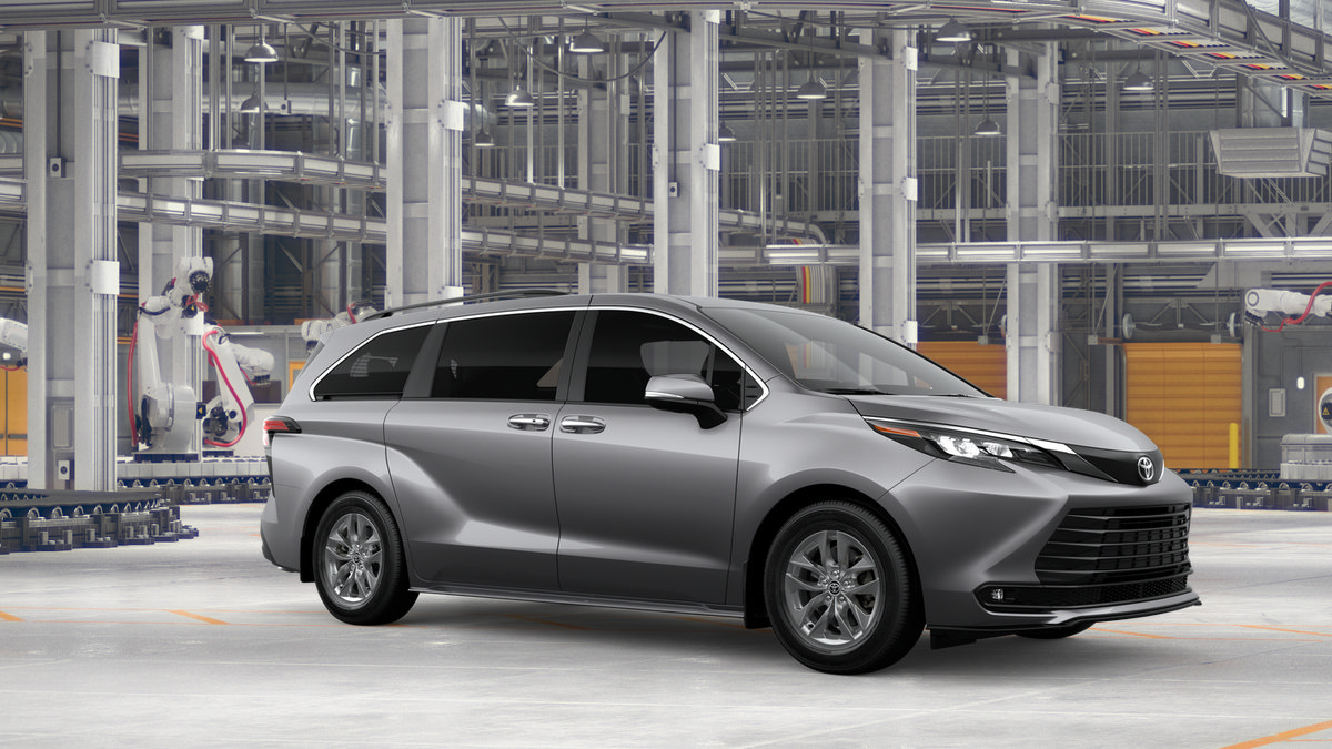 New 2026 Toyota Sienna XLE AWD/4WD image 14