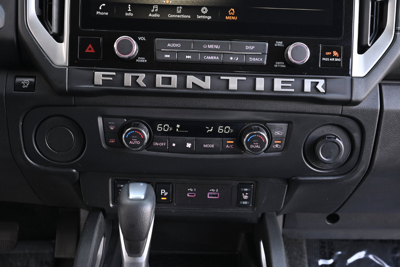 Used 2025 Nissan Frontier SV w/ SV Convenience Package RWD image 30