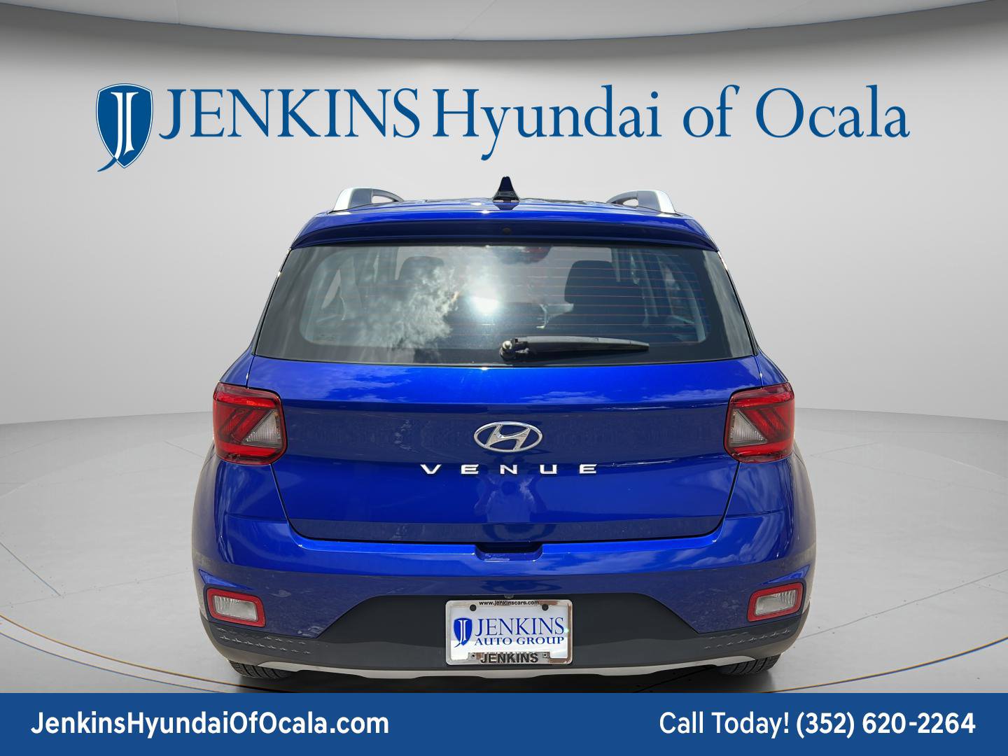 Certified 2022 Hyundai Venue SEL w/ Cargo Package FWD image 4