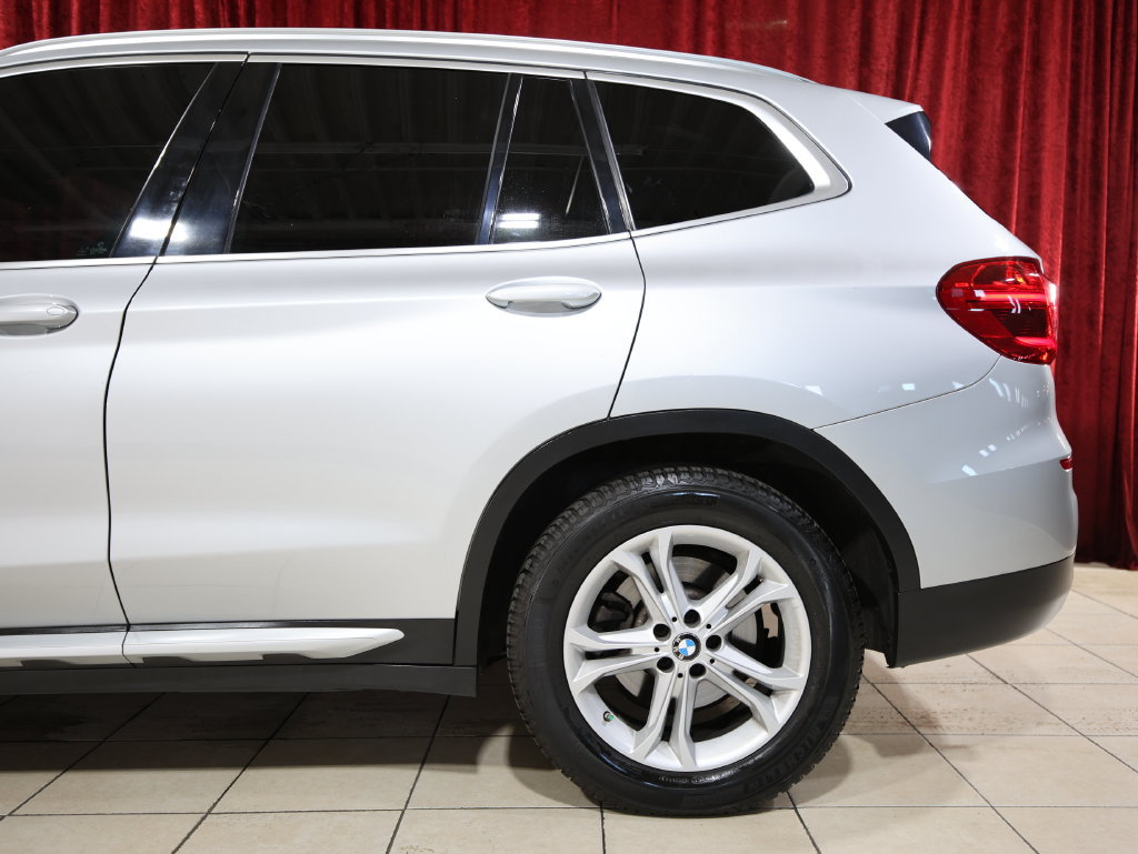 Used 2019 BMW X3 sDrive30i w/ Driving Assistance Package RWD image 6