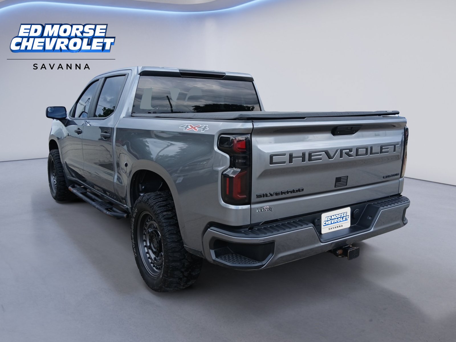 Used 2021 Chevrolet Silverado 1500 Custom AWD/4WD image 3