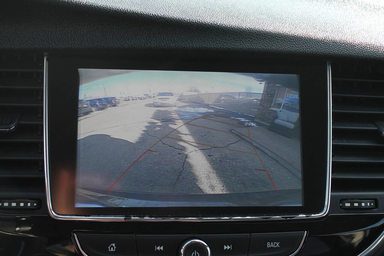 Used 2020 Buick Encore Essence image 31