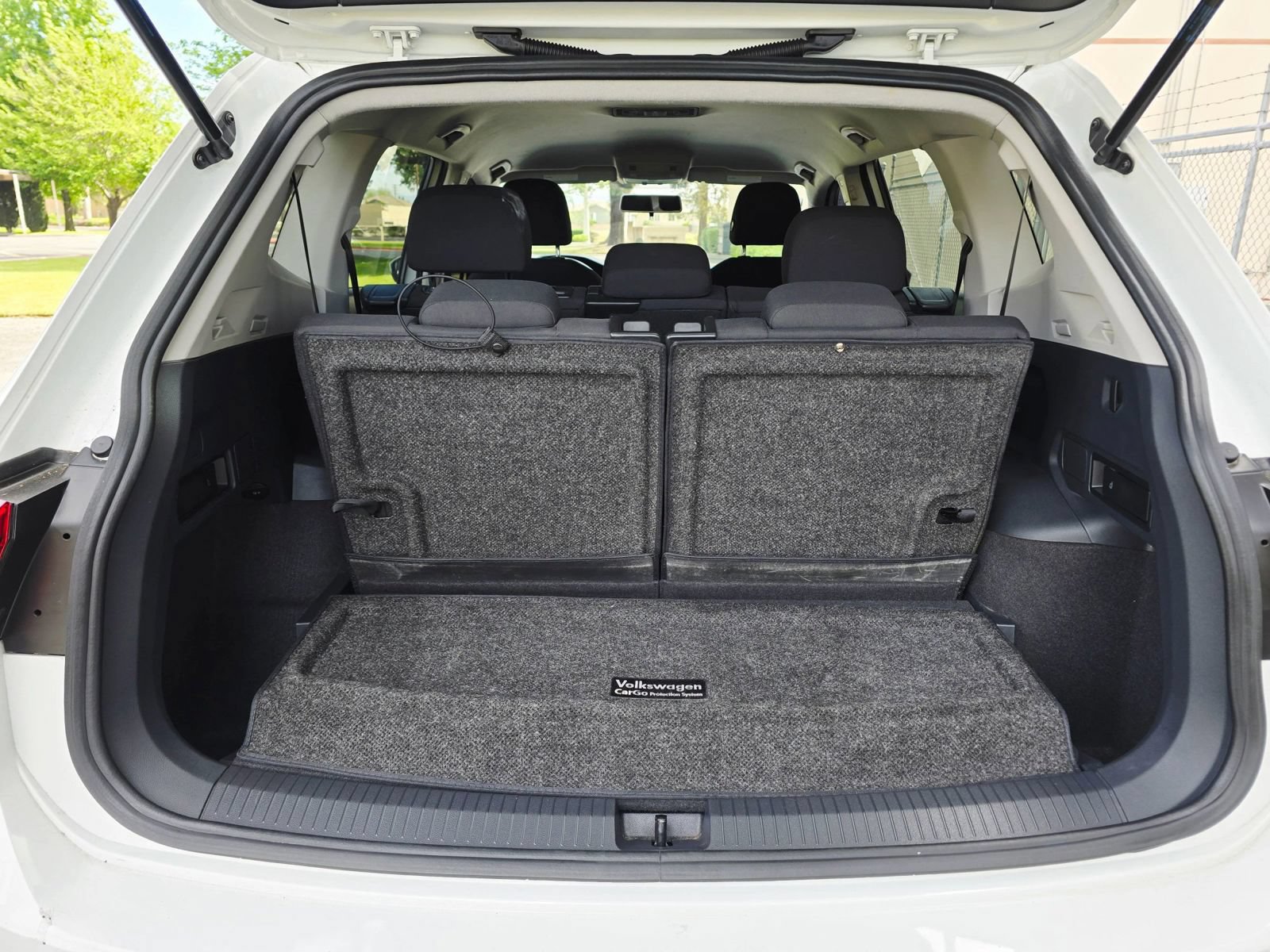 Used 2018 Volkswagen Tiguan S FWD image 47