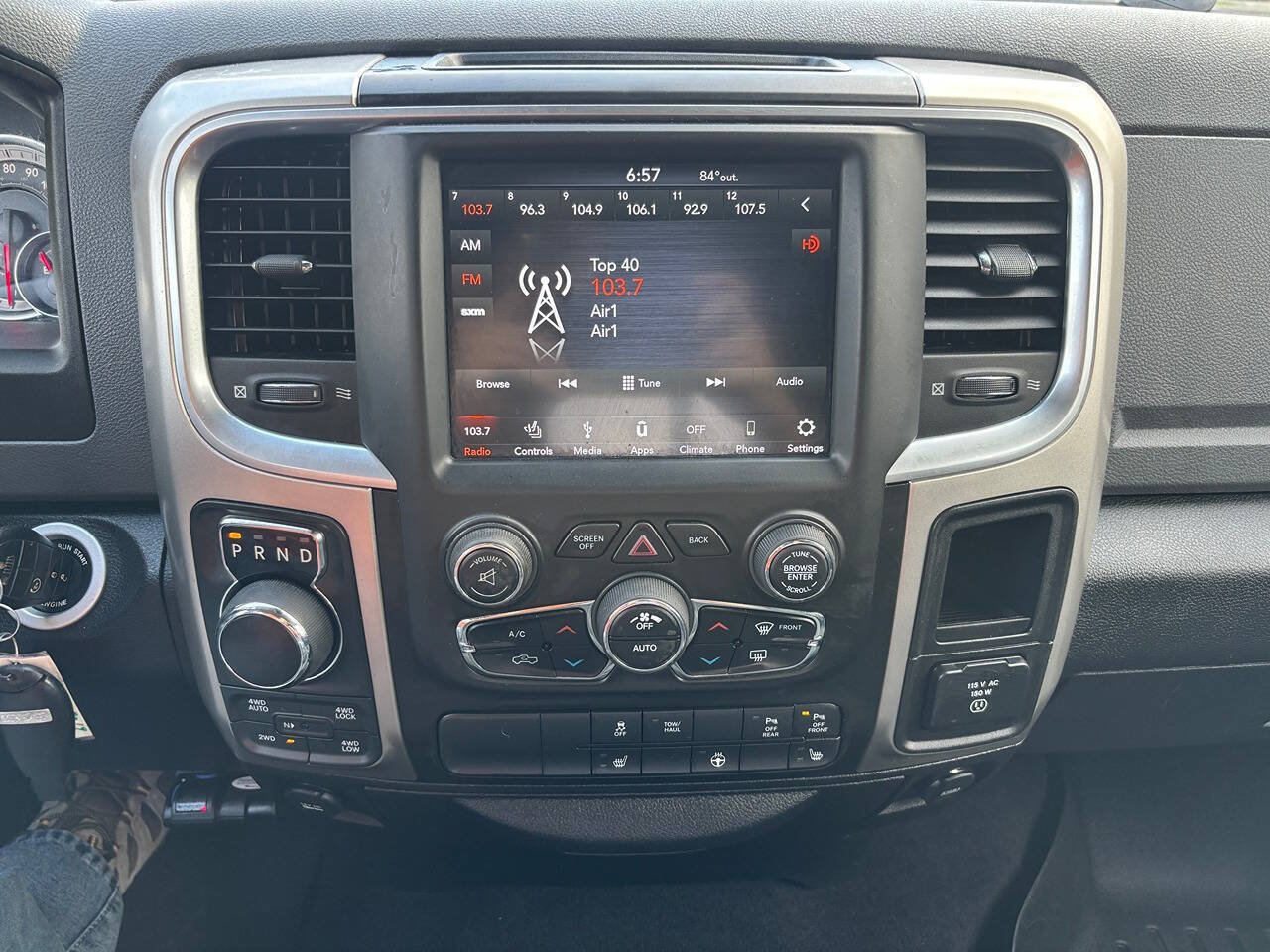 Used 2019 RAM 1500 Big Horn AWD/4WD image 38