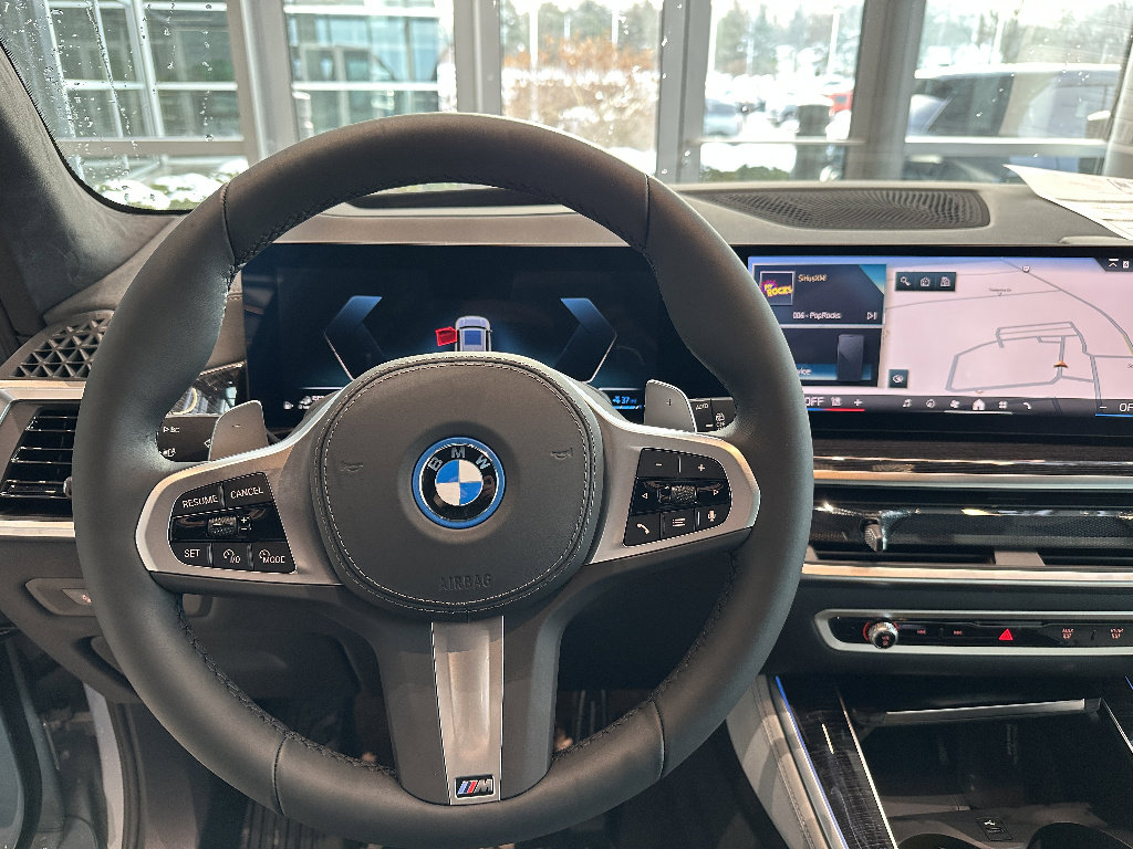 New 2026 BMW X5 xDrive50e w/ M Sport Package image 9