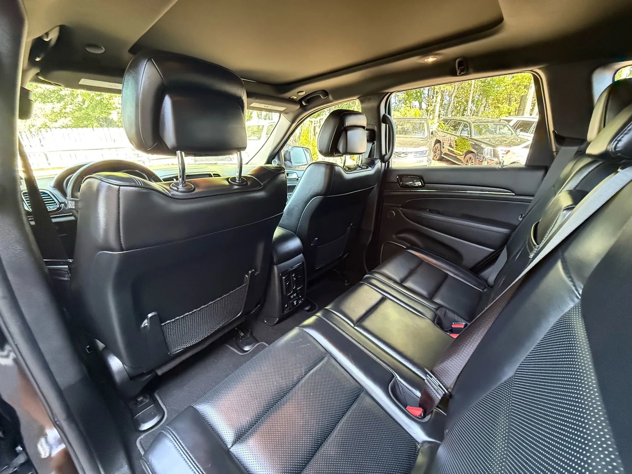 Used 2019 Jeep Grand Cherokee High Altitude AWD/4WD image 20