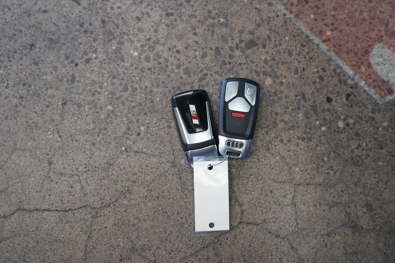 Used 2023 Audi S4 Premium Plus w/ Premium Plus Package image 96