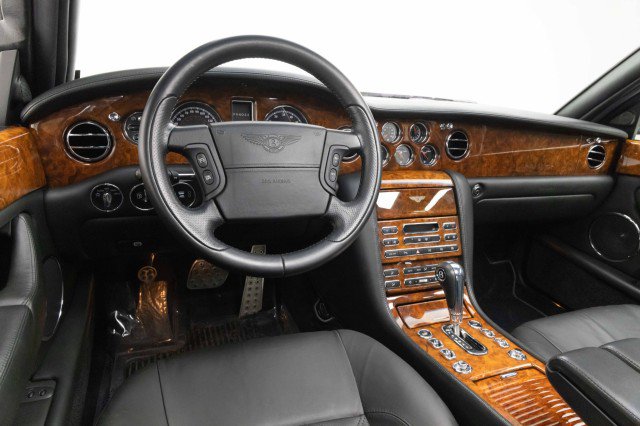 Used 2005 Bentley Arnage T image 6