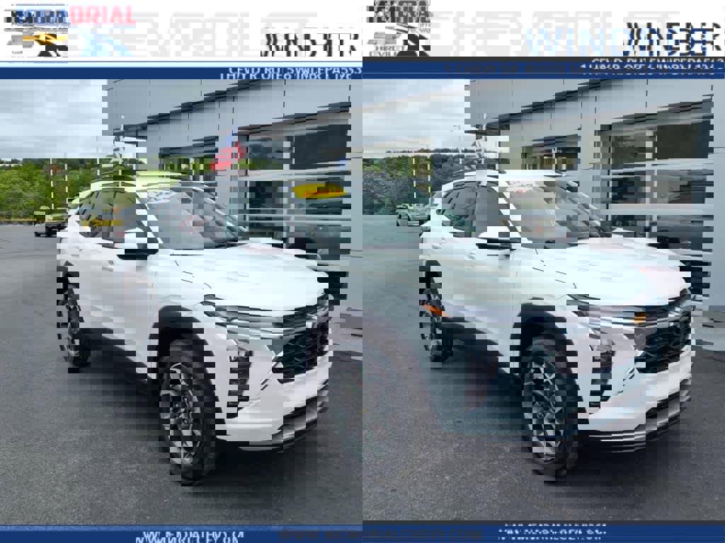 Certified 2024 Chevrolet Trax LT w/ Driver Confidence Package image 1
