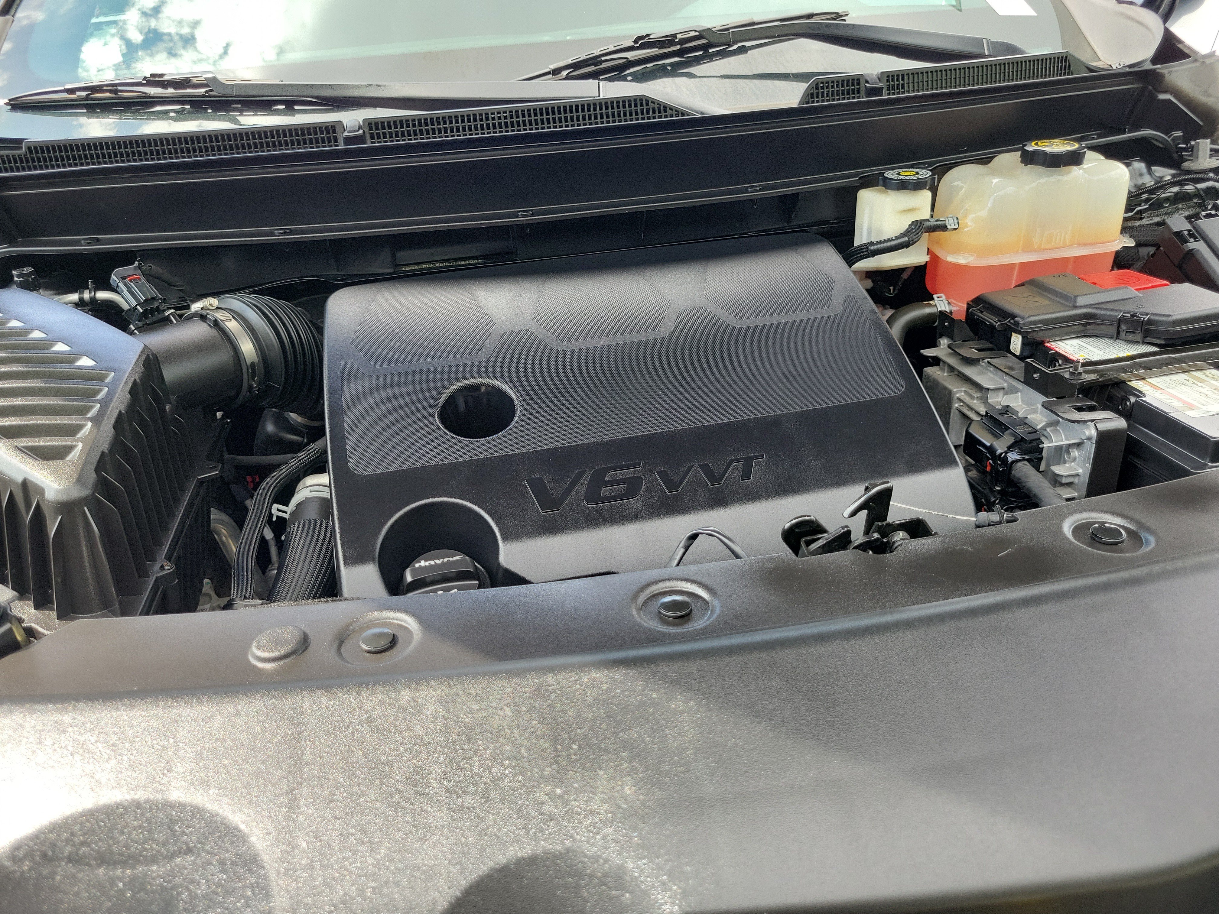Used 2022 Buick Enclave Essence FWD image 28