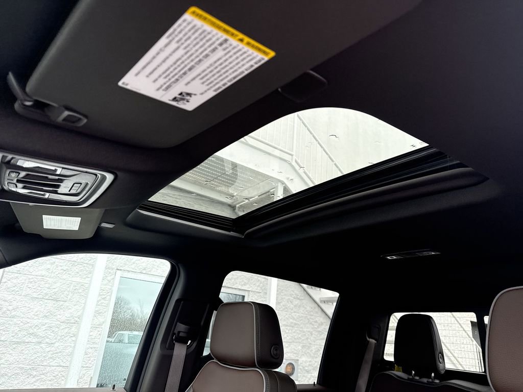 New 2026 GMC Sierra 3500 Denali w/ Denali Reserve Package image 19