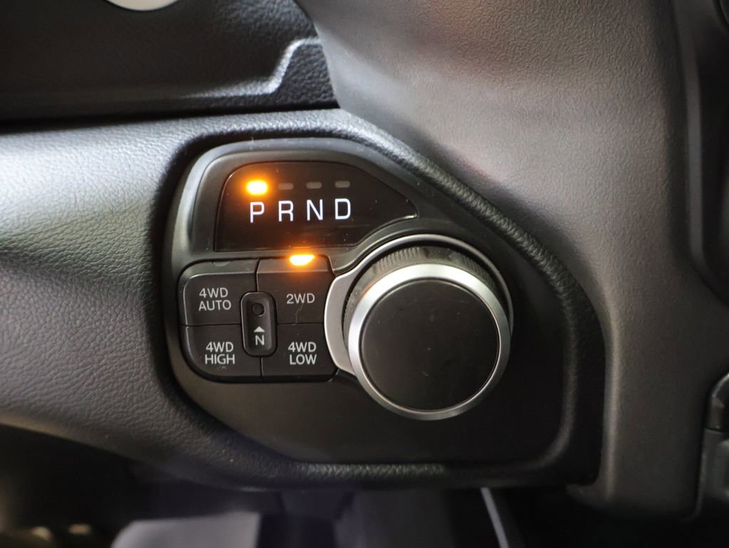 Used 2020 RAM 1500 Big Horn AWD/4WD image 30
