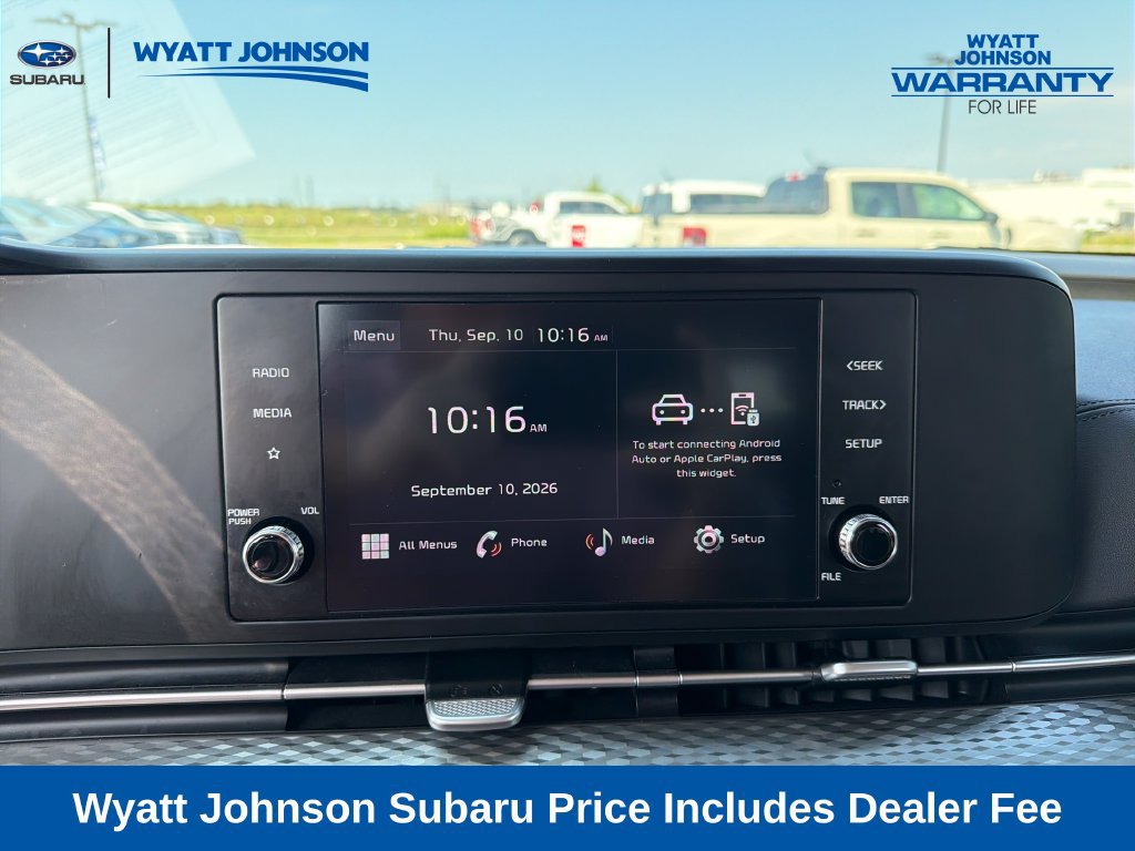 Used 2024 Kia Carnival LX FWD image 23