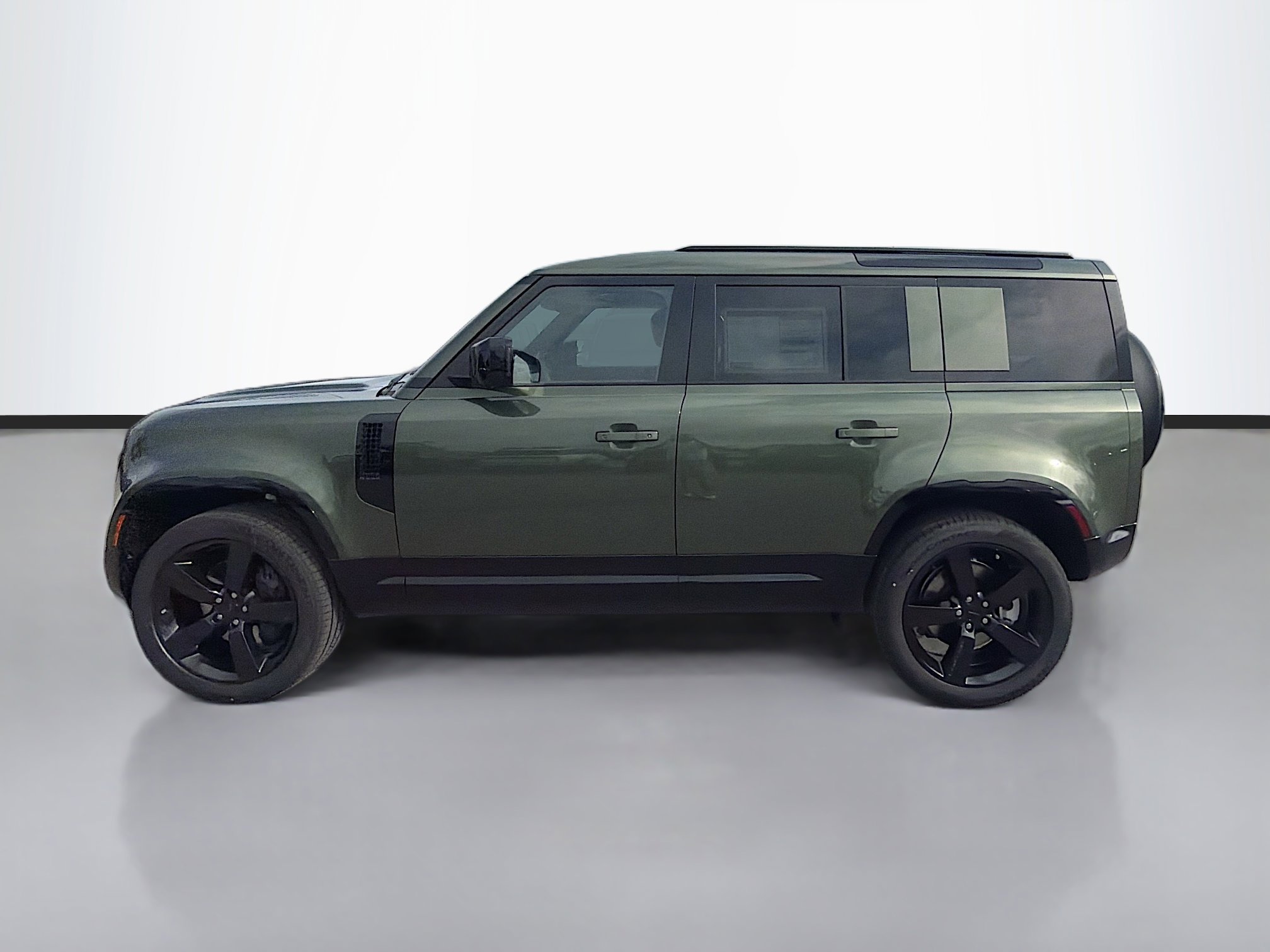 New 2026 Land Rover Defender 110 X-Dynamic SE AWD/4WD image 2