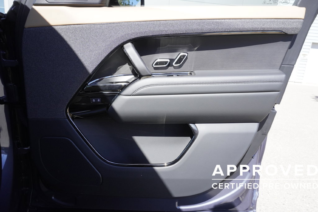 Used 2026 Land Rover Range Rover Sport Dynamic SE AWD/4WD image 21
