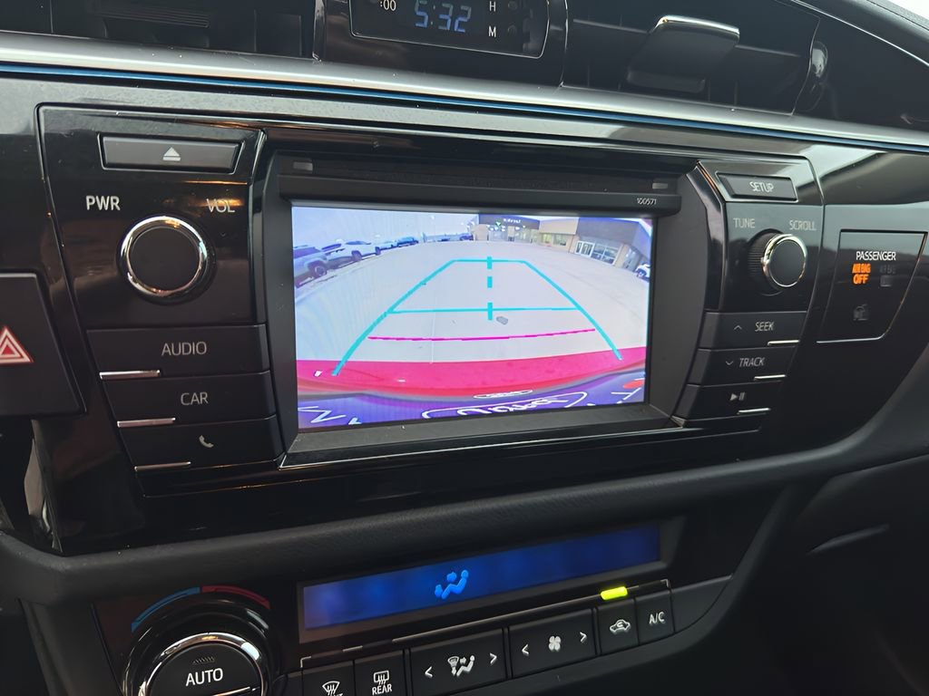 Used 2016 Toyota Corolla S image 19