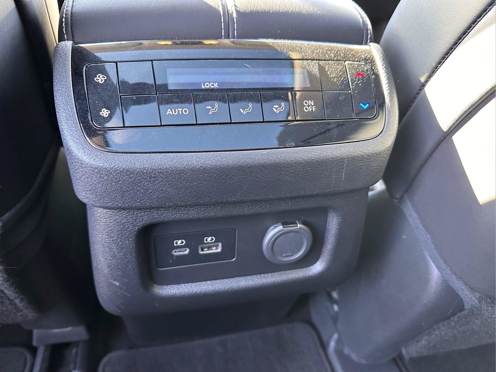 Certified 2023 INFINITI QX60 Luxe w/ Performance Audio Package FWD image 11