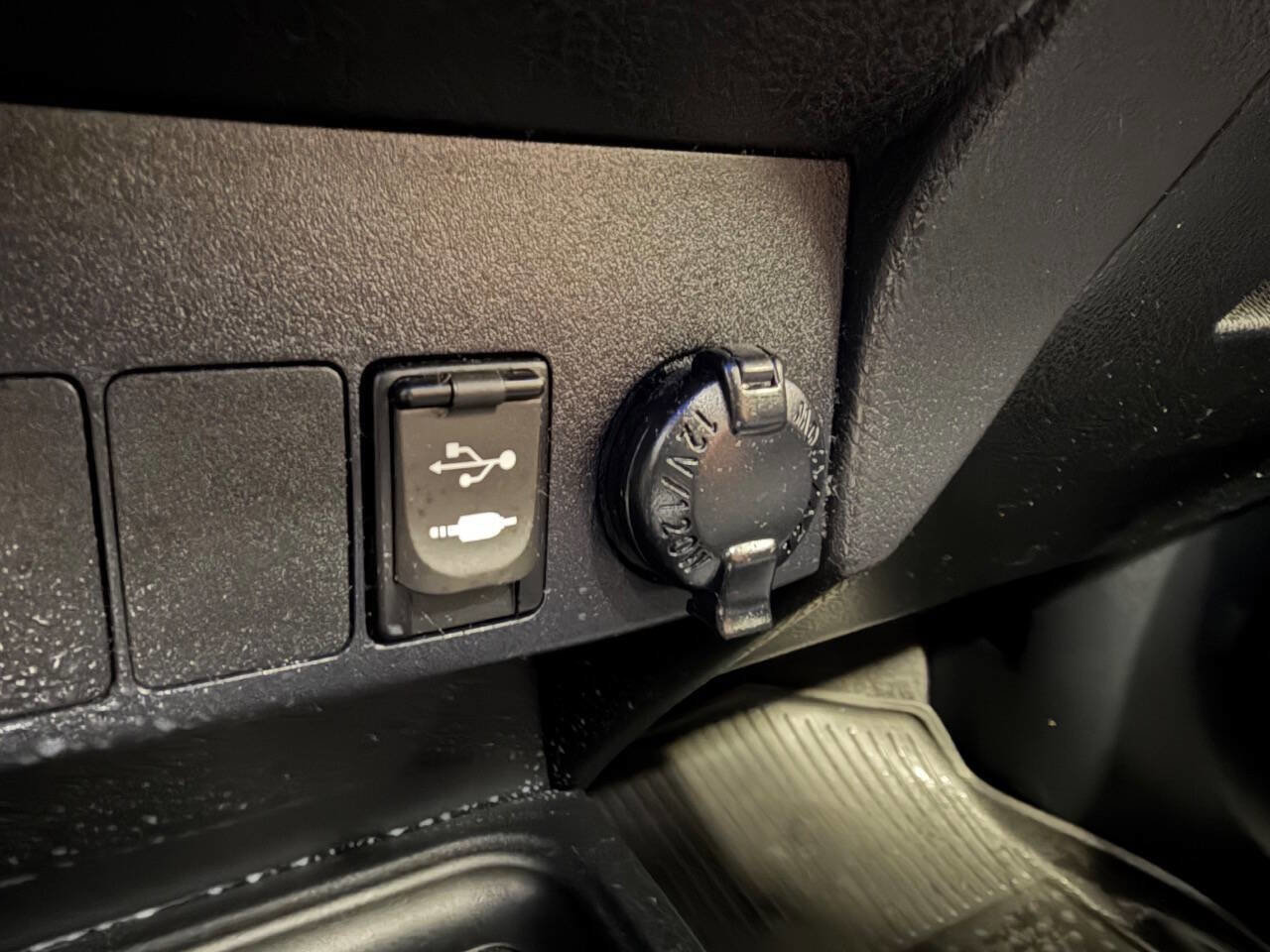 Used 2017 Toyota RAV4 XLE w/ All Weather Liner Package image 32