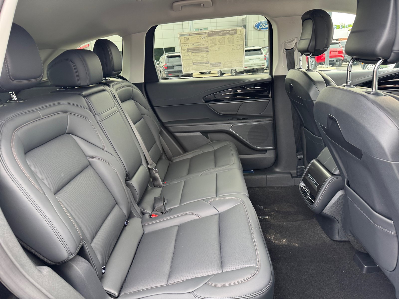 New 2026 Lincoln Nautilus Premier AWD/4WD image 28