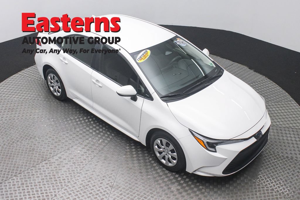 Used 2024 Toyota Corolla LE FWD image 3
