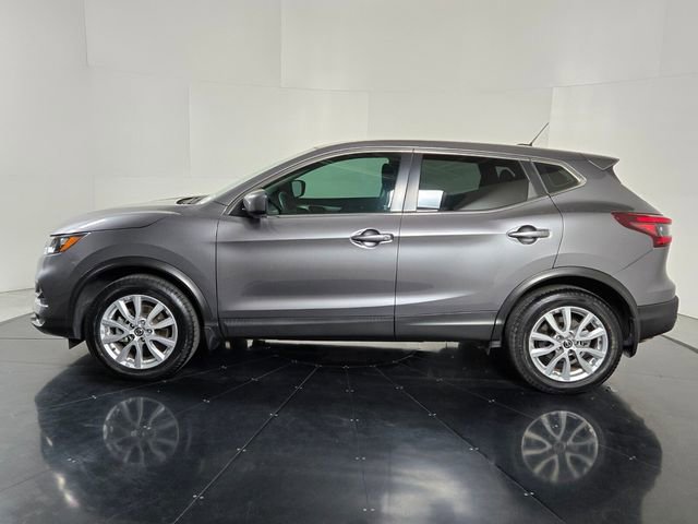 Used 2022 Nissan Rogue Sport S image 3