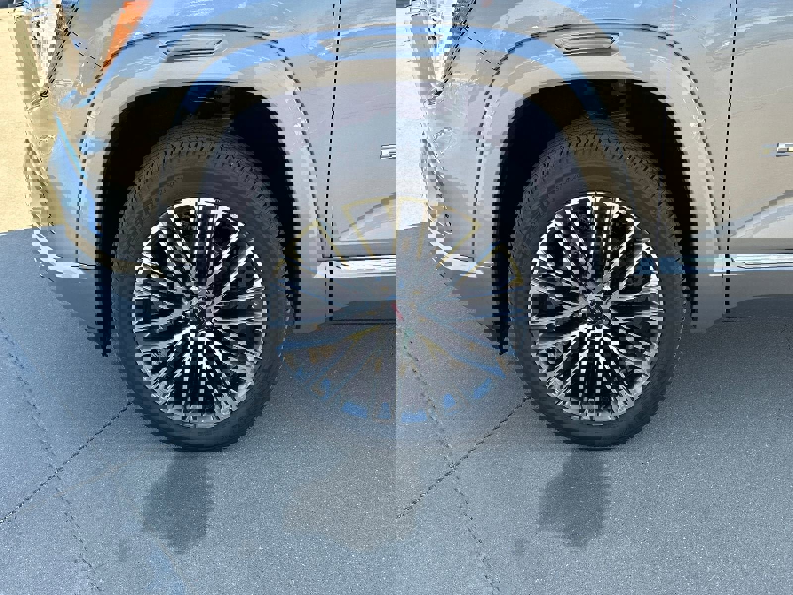 New 2026 GMC Terrain Denali w/ LPO, Black Badging Package image 28