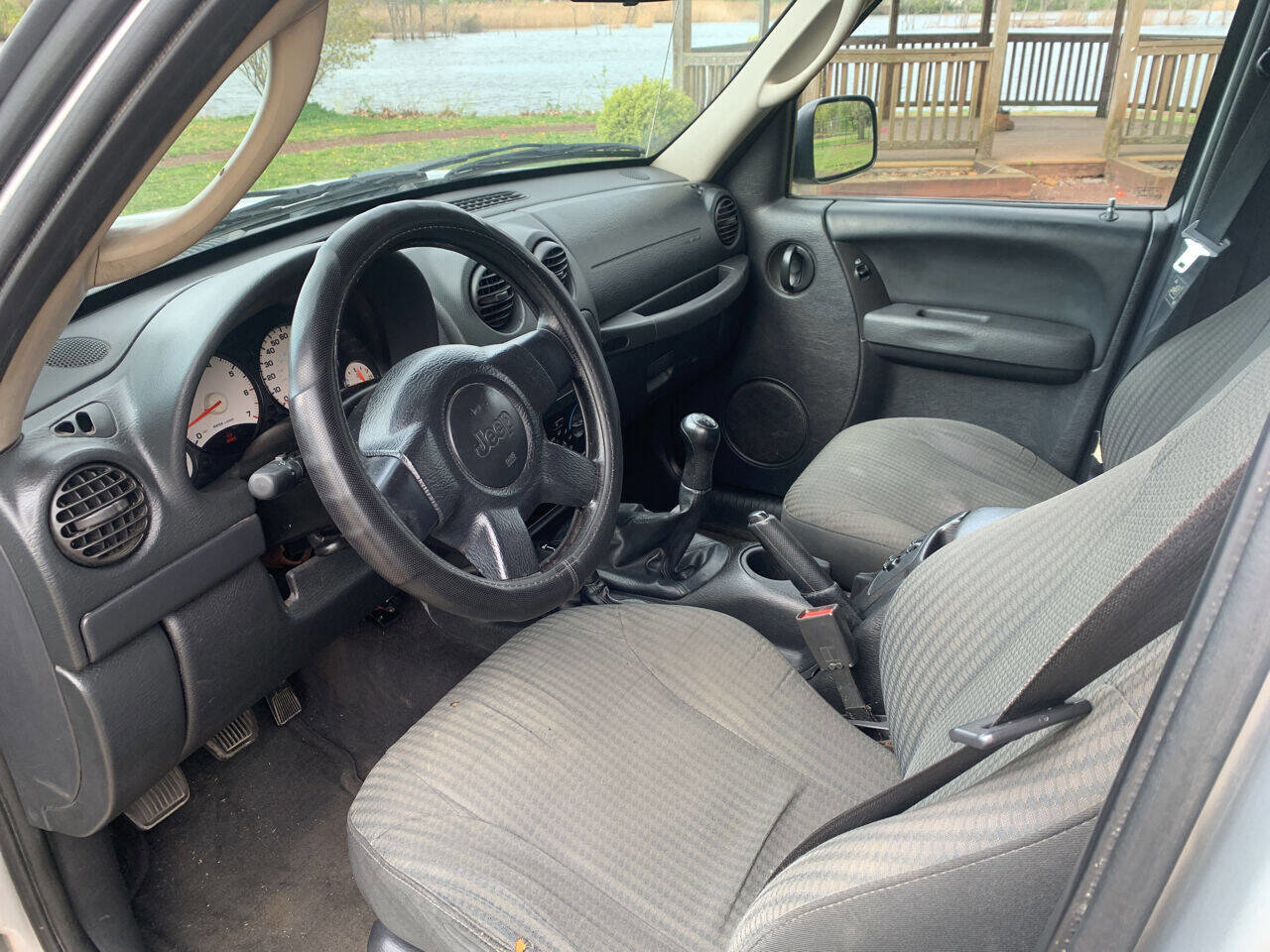 Used 2004 Jeep Liberty Sport w/ PWR Convenience Group image 6