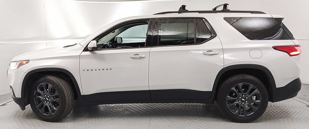 Used 2020 Chevrolet Traverse RS w/ LPO, Floor Liner Package FWD image 5