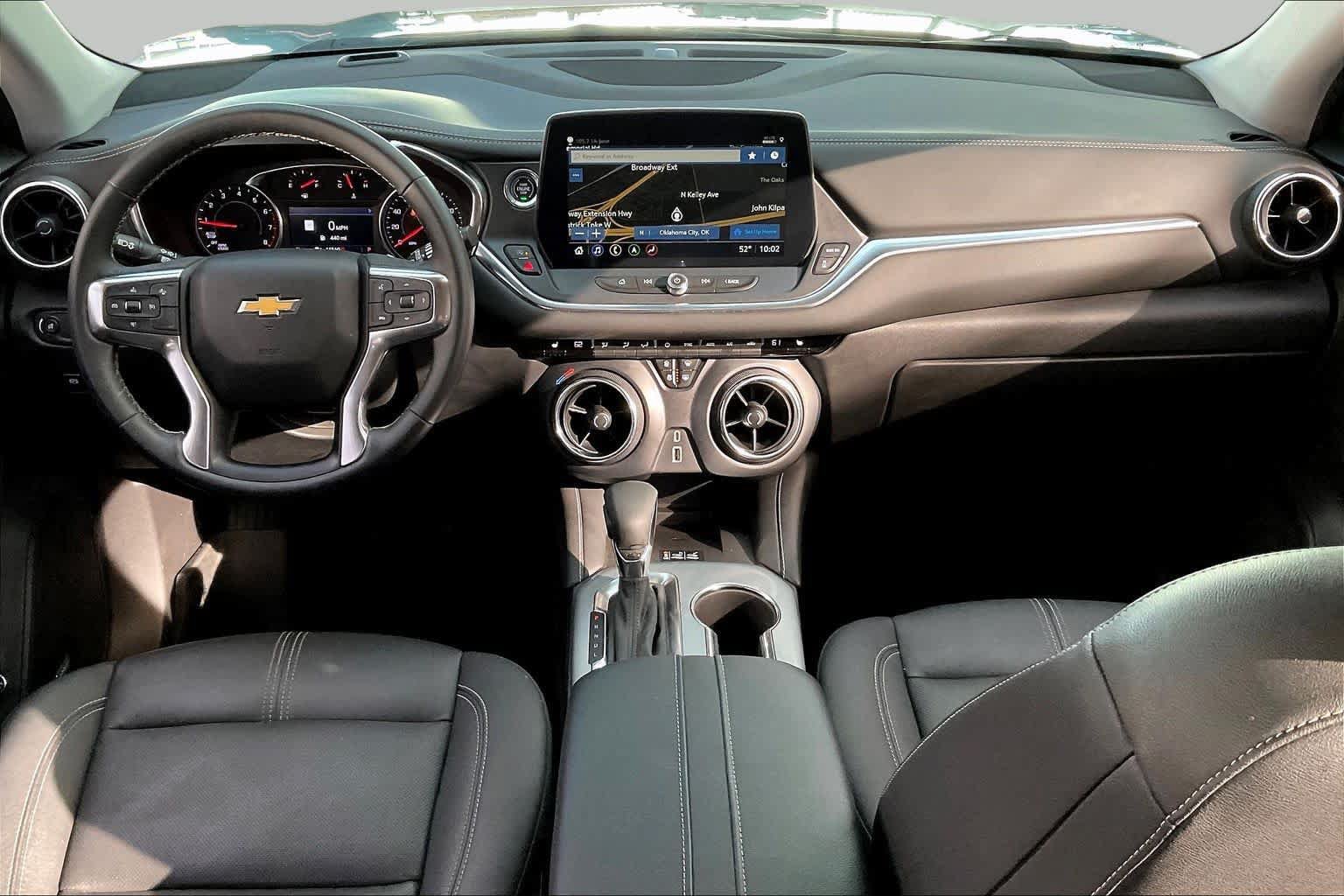 Used 2024 Chevrolet Blazer LT w/ Sound & Technology Package FWD image 14