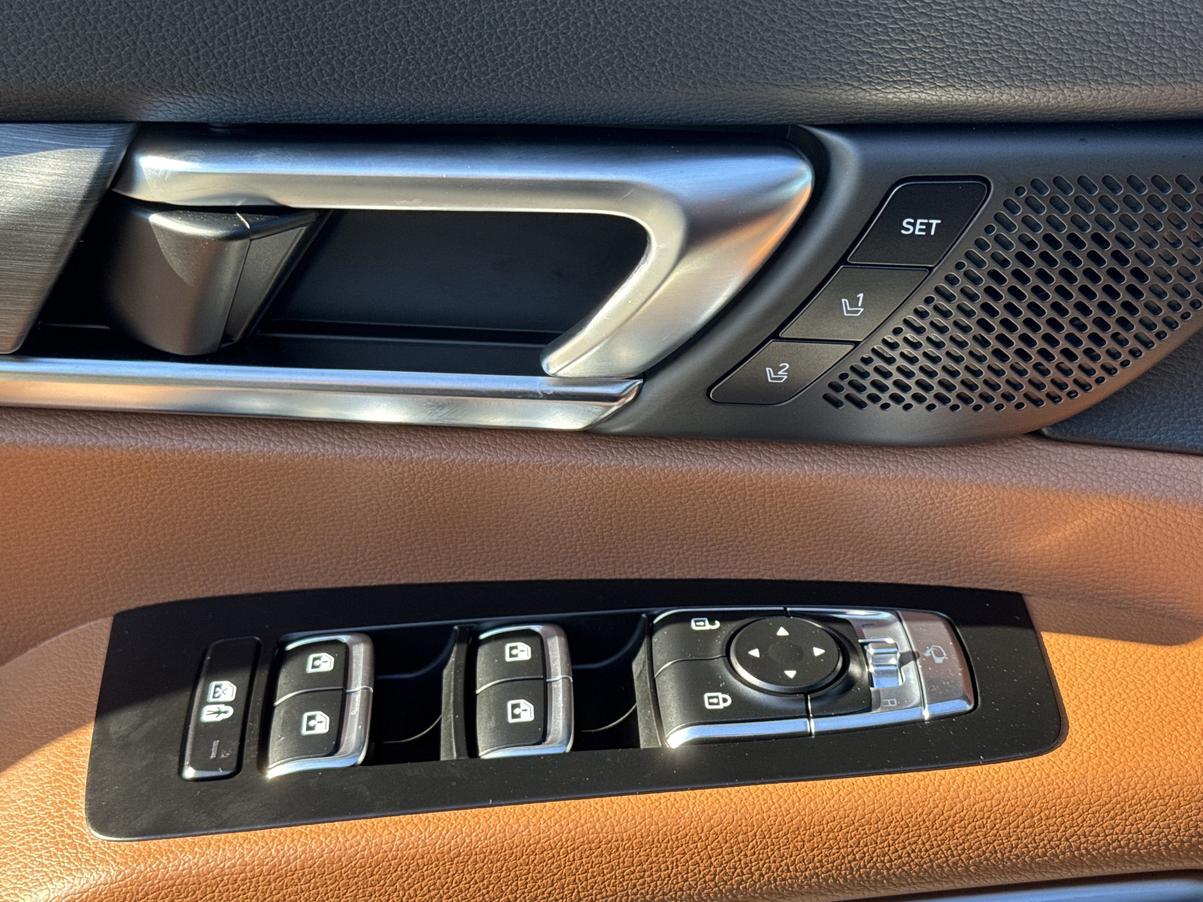 Used 2025 Kia Telluride SX Prestige X-Line image 15