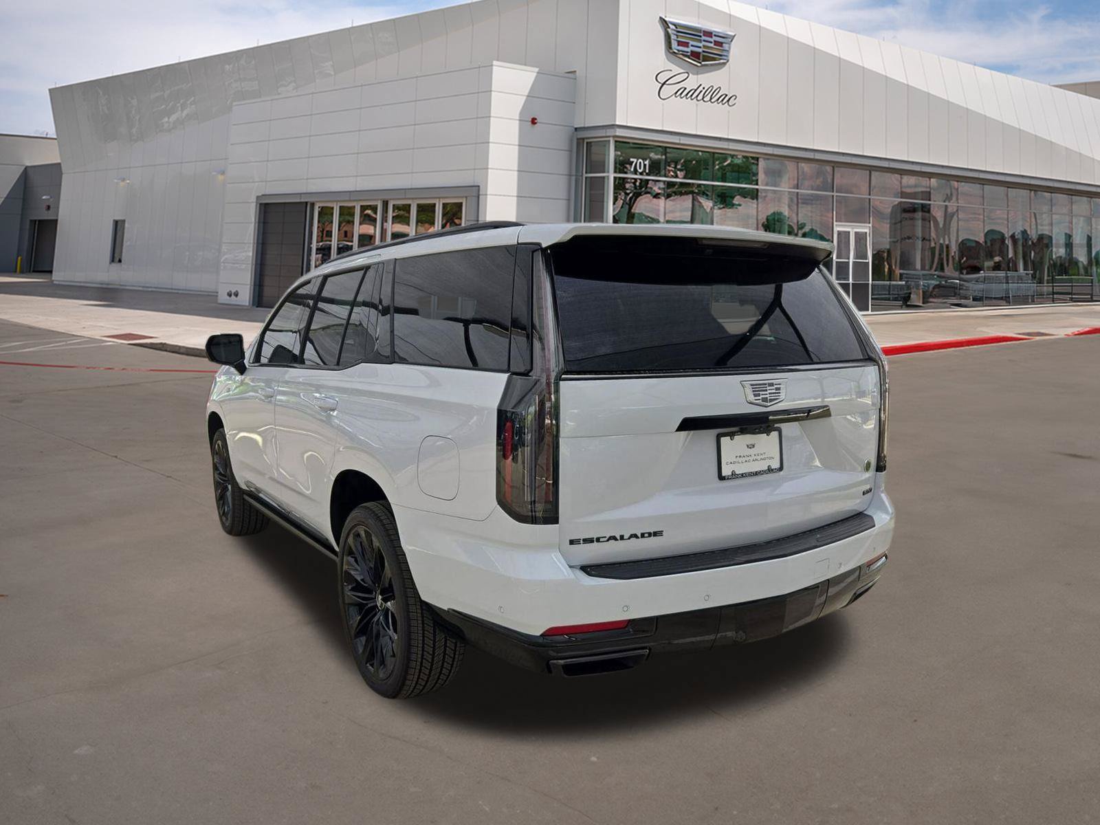 New 2026 Cadillac Escalade Platinum Sport w/ LPO, ONYX Package AWD/4WD image 4