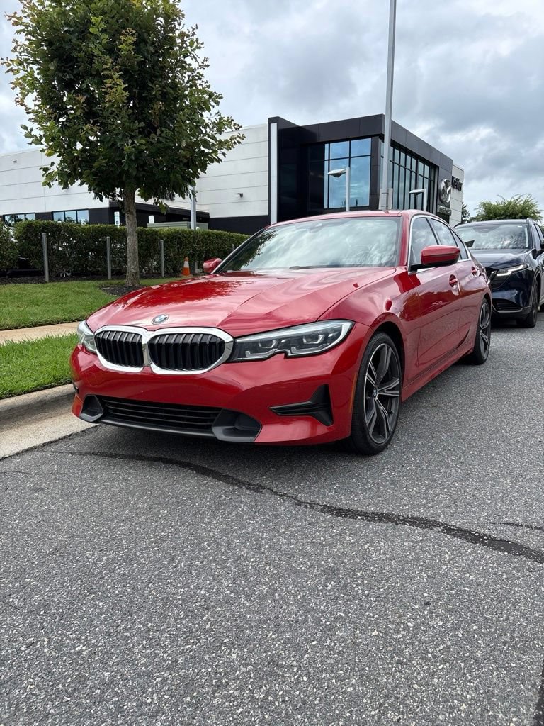Used 2021 BMW 330i Sedan w/ Premium Package RWD image 1