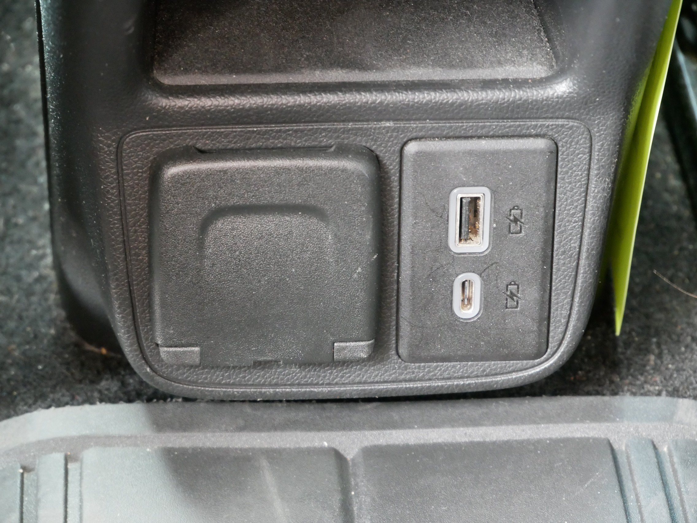 Used 2021 Chevrolet TrailBlazer LT w/ Convenience Package AWD/4WD image 13
