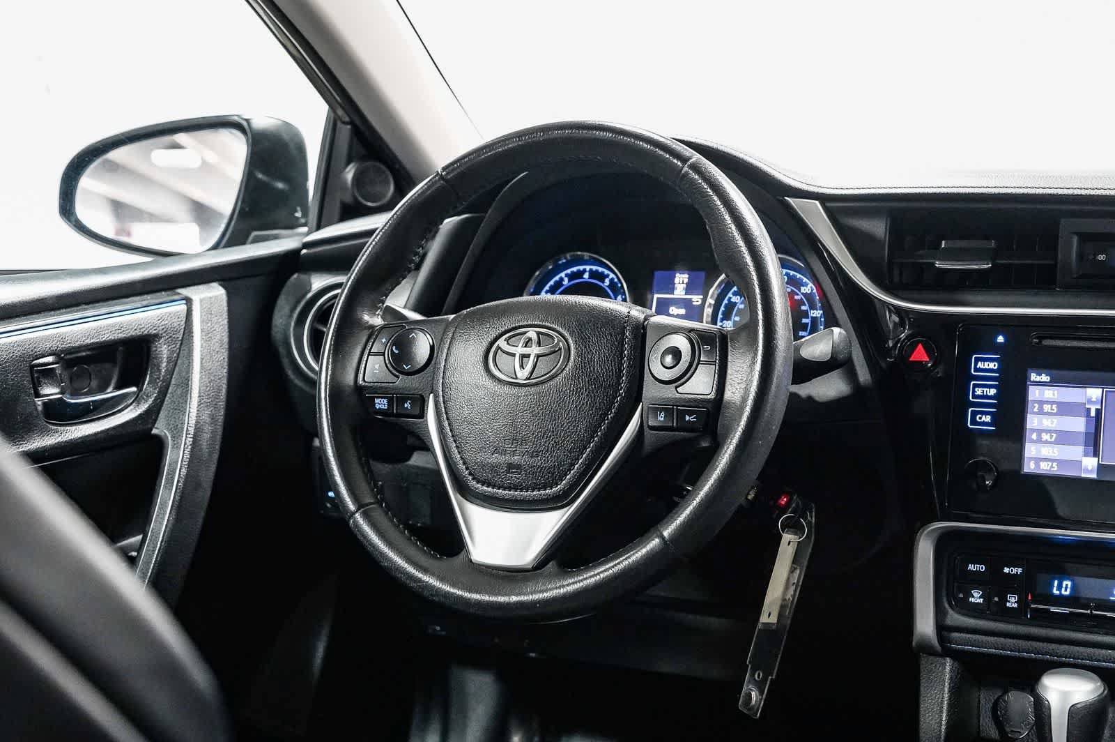 Certified 2018 Toyota Corolla SE FWD image 16